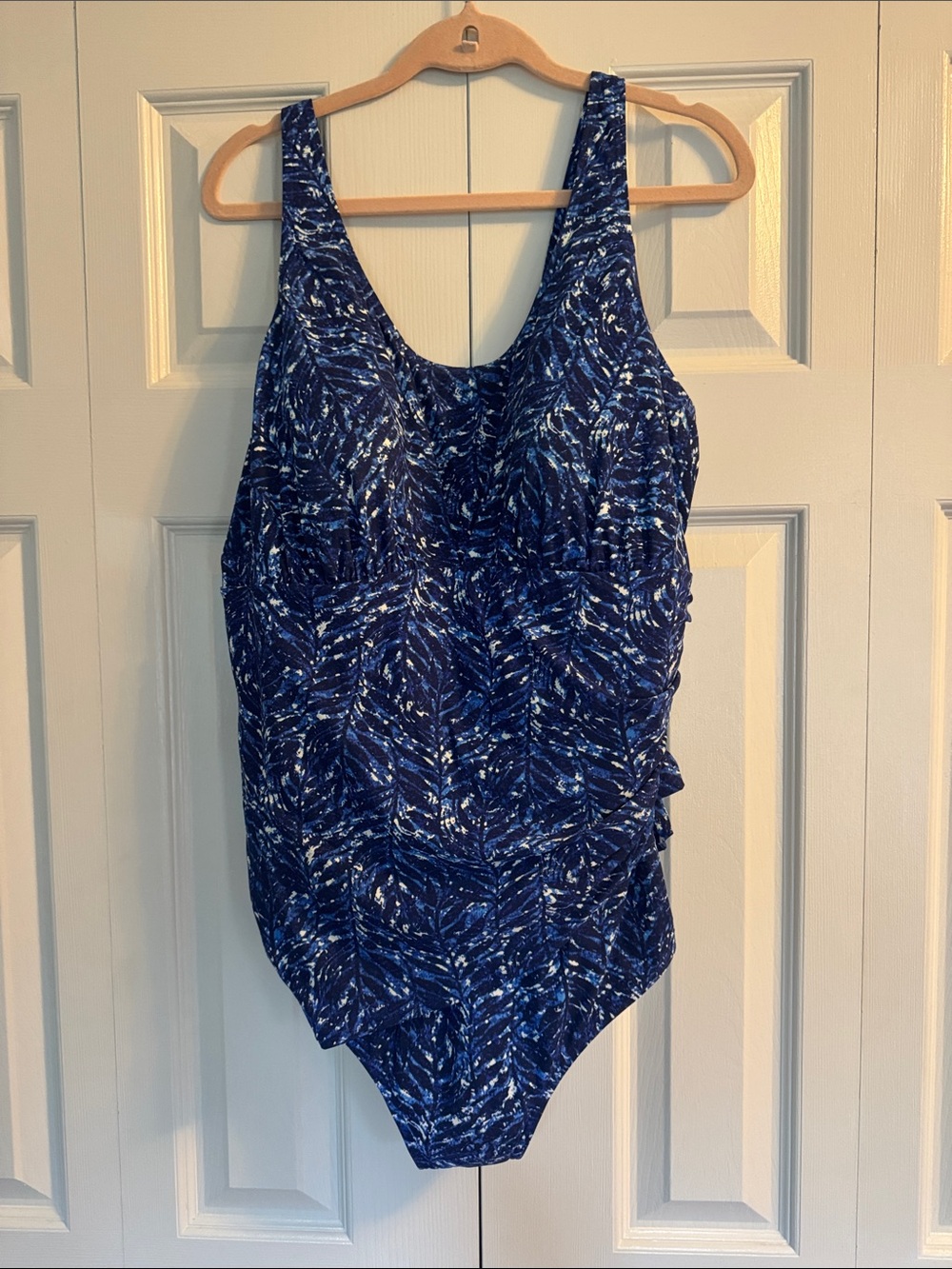 L.L. Bean Shaping Cobalt & White Print Swim One-Piece Tanksuit UPF 50+, 18 Reg